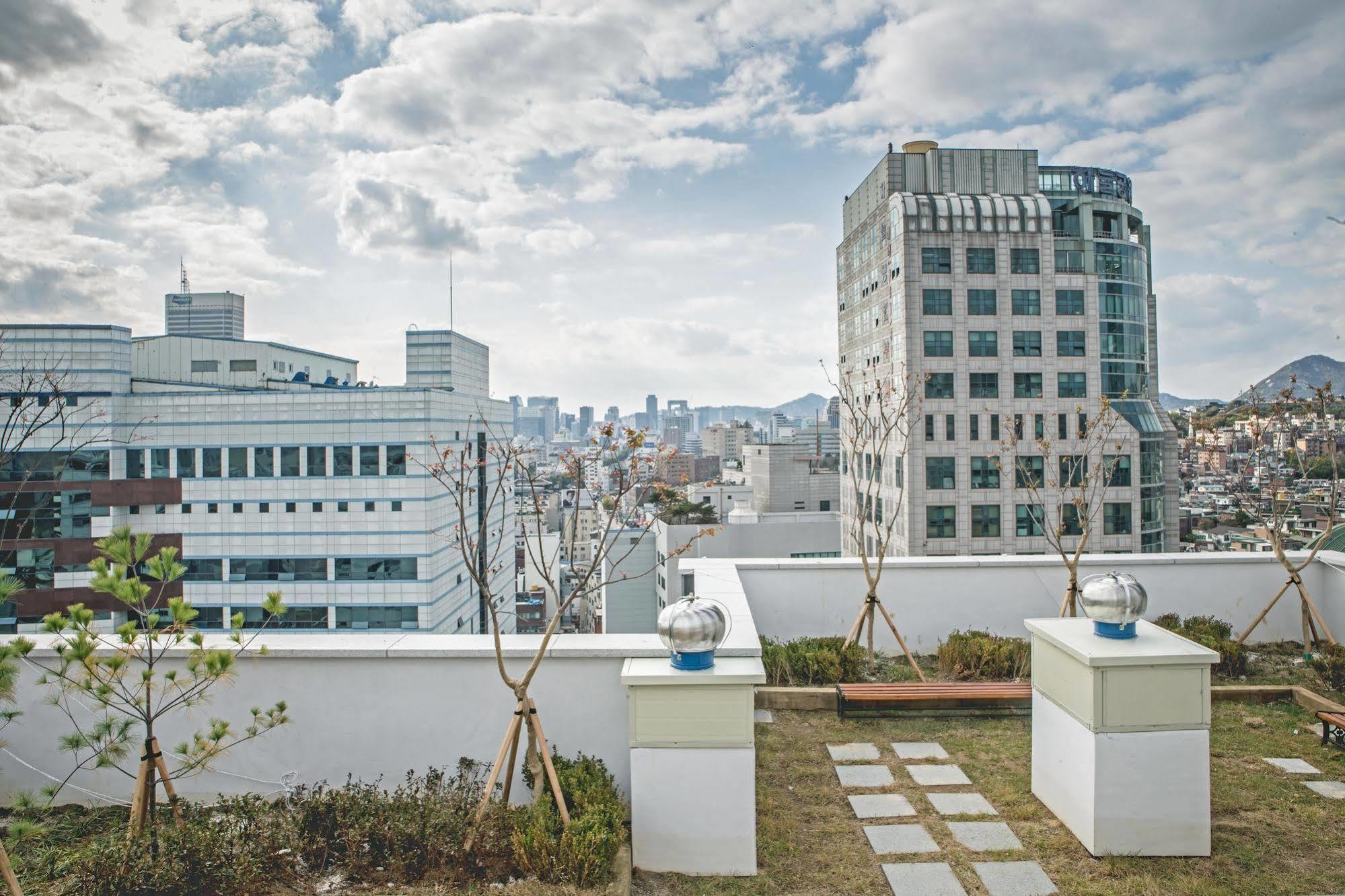 D7 Suites Сеул Экстерьер фото